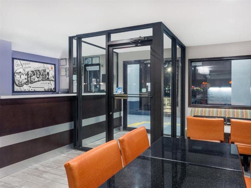 Super 8 By Wyndham Locust Grove Μοτέλ Εξωτερικό φωτογραφία