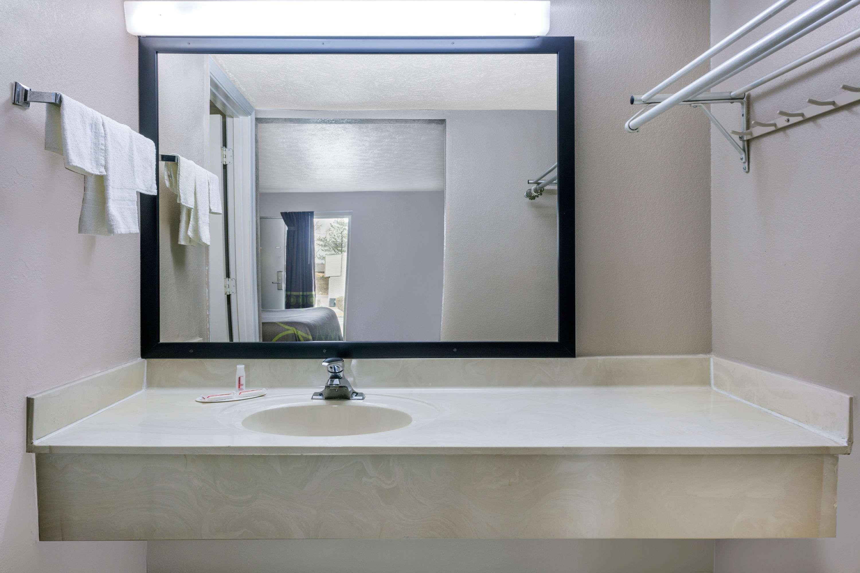 Super 8 By Wyndham Locust Grove Μοτέλ Εξωτερικό φωτογραφία